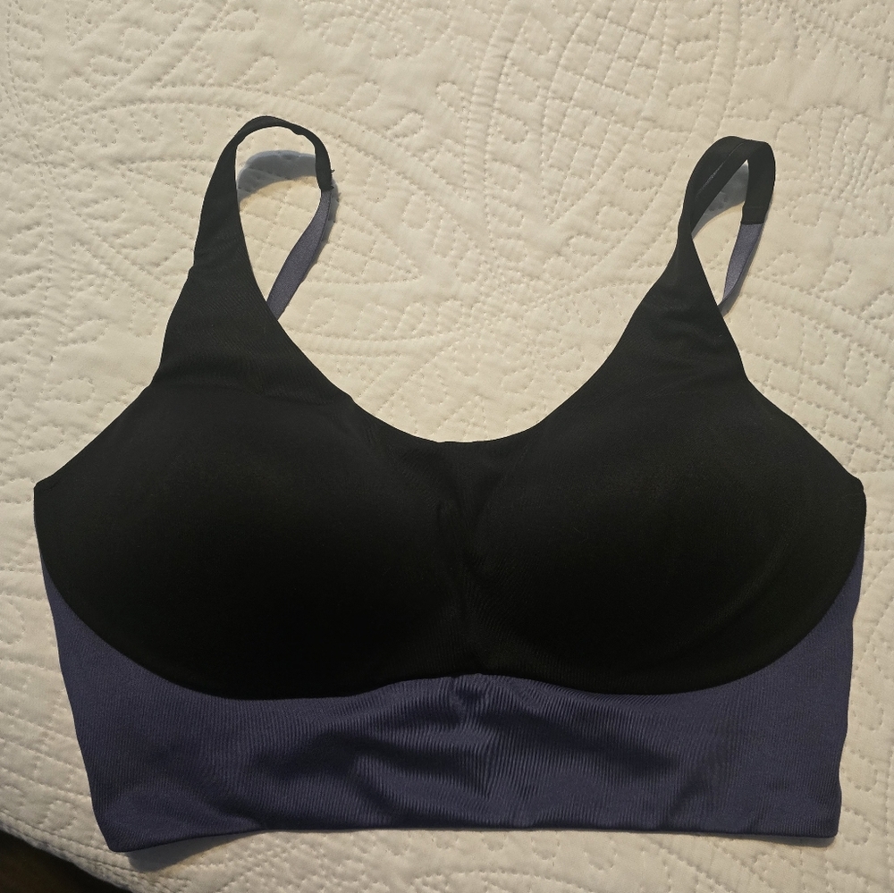 Black & Periwinkle Victoria's Secret Sports Bra - Sz 36DD